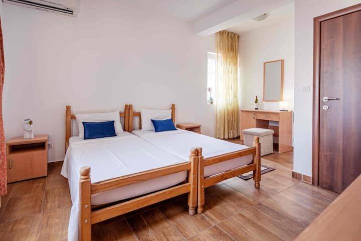 Apartmani Franeta Budva Eksteriør billede